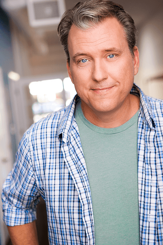 Brad Abrell on set